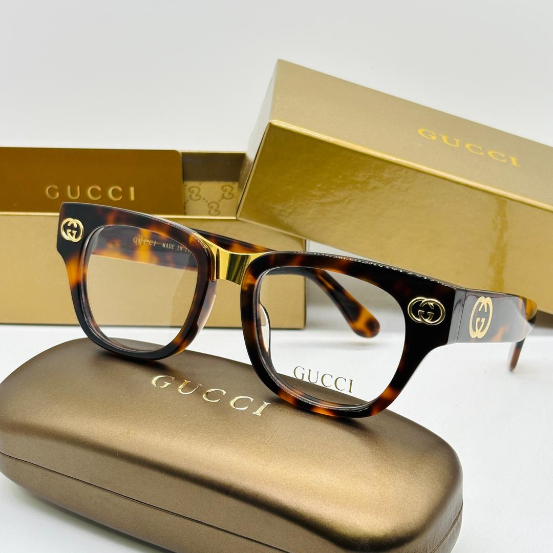 Stylish eyeglasses for everyday wear